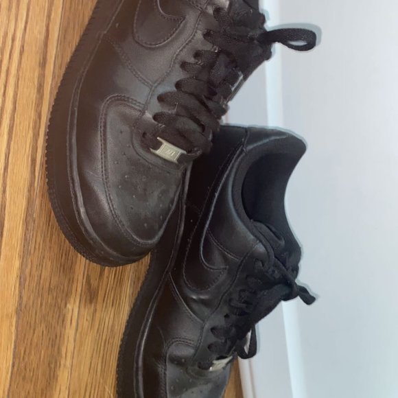 Black Air Force Ones - Picture 3 of 3